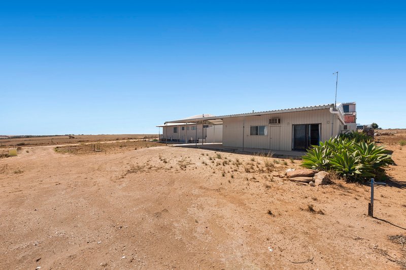 Photo - 7 Tonetaway Road, Tickera SA 5555 - Image 17