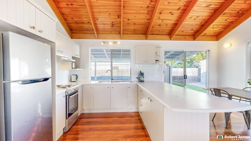 Photo - 7 Toolara Street, Boreen Point QLD 4565 - Image 6