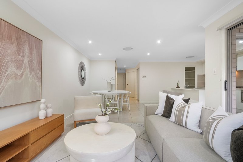 Photo - 7 Toorak Road, Albany Creek QLD 4035 - Image 2