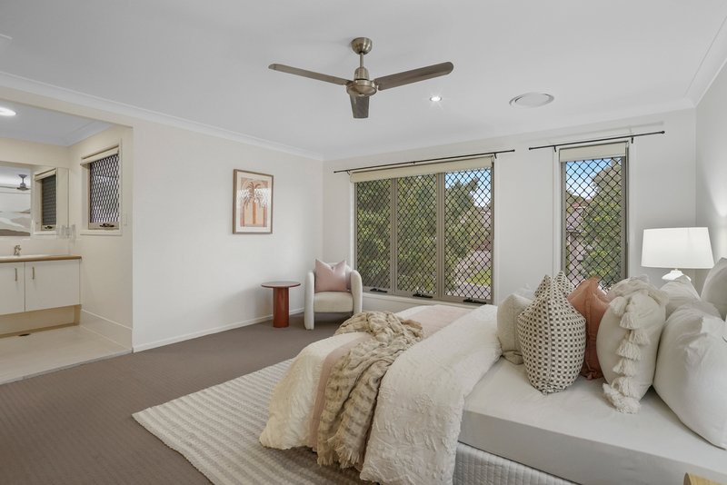 Photo - 7 Toorak Road, Albany Creek QLD 4035 - Image 11