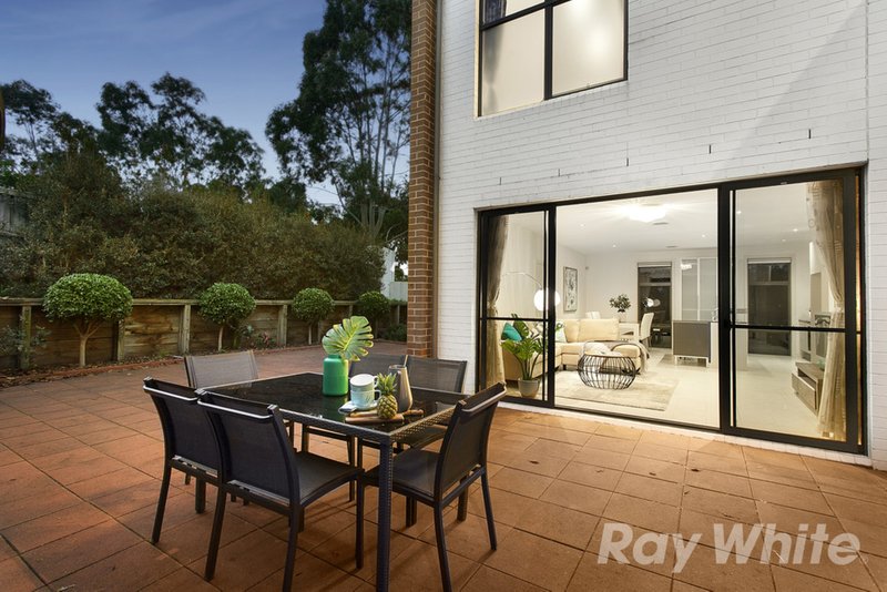 Photo - 7 Tottenham Grove, Mulgrave VIC 3170 - Image 10