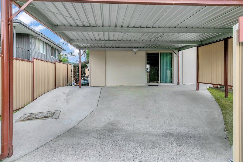 Photo - 7 Tovey Road, Boronia Heights QLD 4124 - Image 12