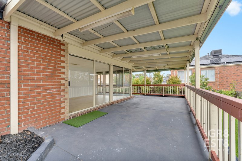 Photo - 7 Towerhill Boulevard, Lynbrook VIC 3975 - Image 9
