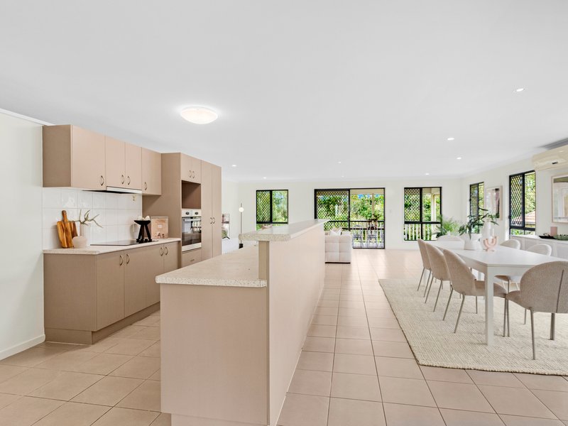 7 Tralee Court, Carrara QLD 4211