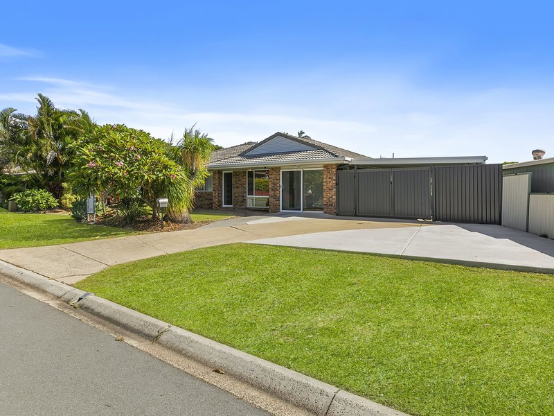 7 Trent Court, Sandstone Point QLD 4511