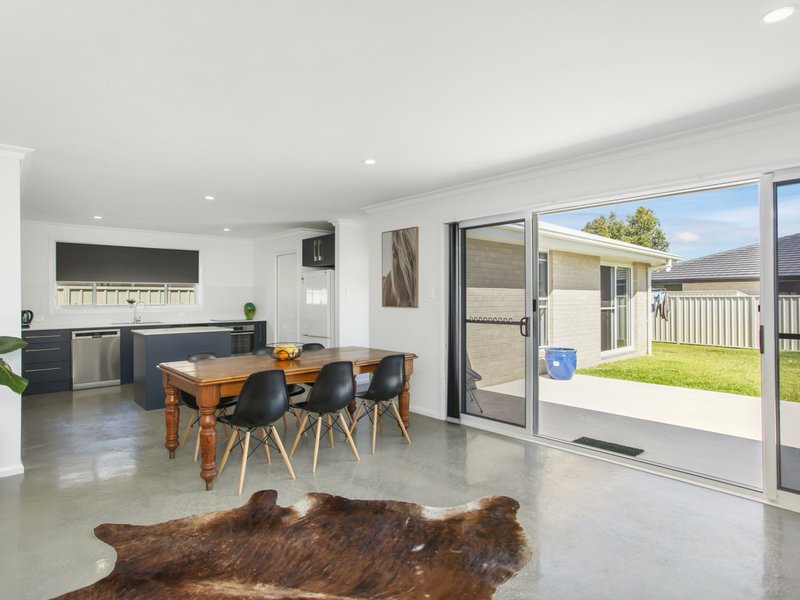 Photo - 7 Trevally Avenue, Old Bar NSW 2430 - Image 7