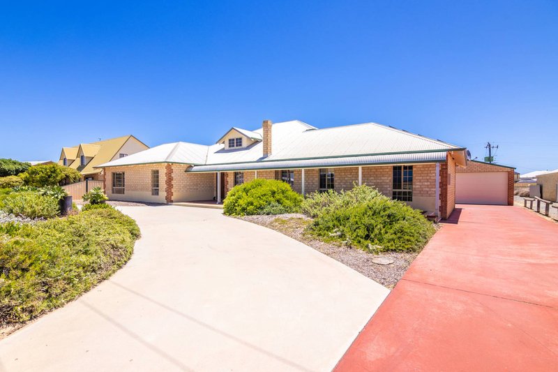 Photo - 7 Tuart Street, Leeman WA 6514 - Image 2