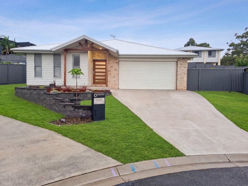 Photo - 7 Tucker Close, Thrumster NSW 2444 - Image 2