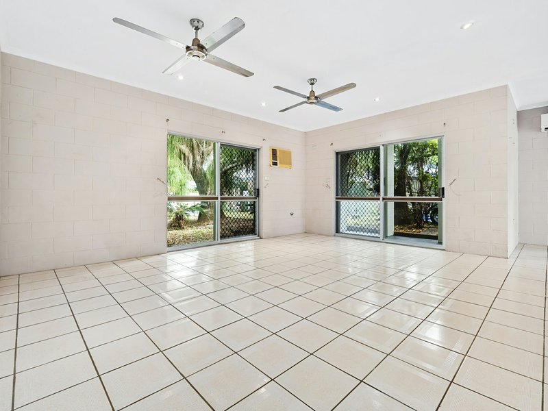 Photo - 7 Tudor Close, Trinity Park QLD 4879 - Image 6