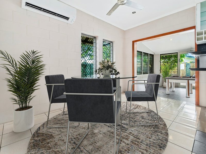 Photo - 7 Tudor Close, Trinity Park QLD 4879 - Image 7