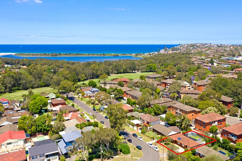 Photo - 7 Tulich Avenue, Dee Why NSW 2099 - Image 3