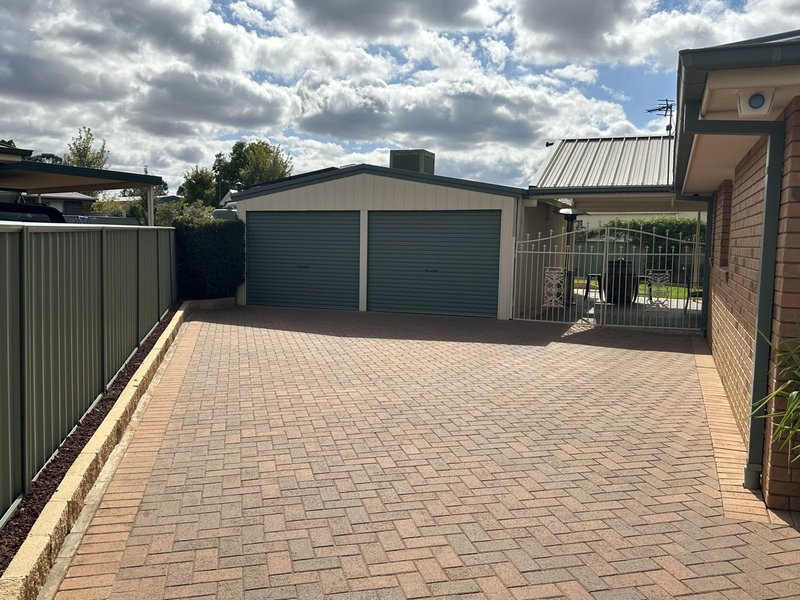 Photo - 7 Tulloch Place, Dubbo NSW 2830 - Image 11