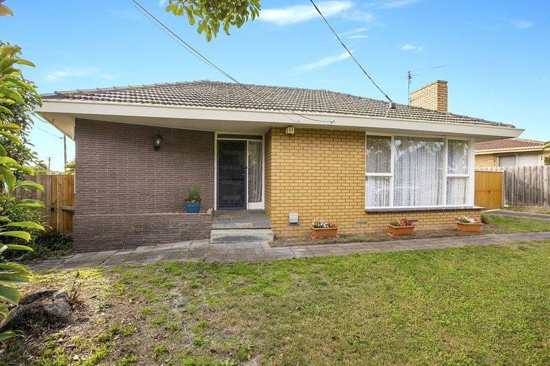 7 Tully Road, Clarinda VIC 3169