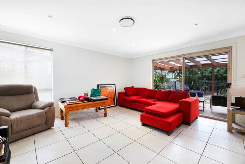 Photo - 7 Turnberry Court, Robina QLD 4226 - Image 9