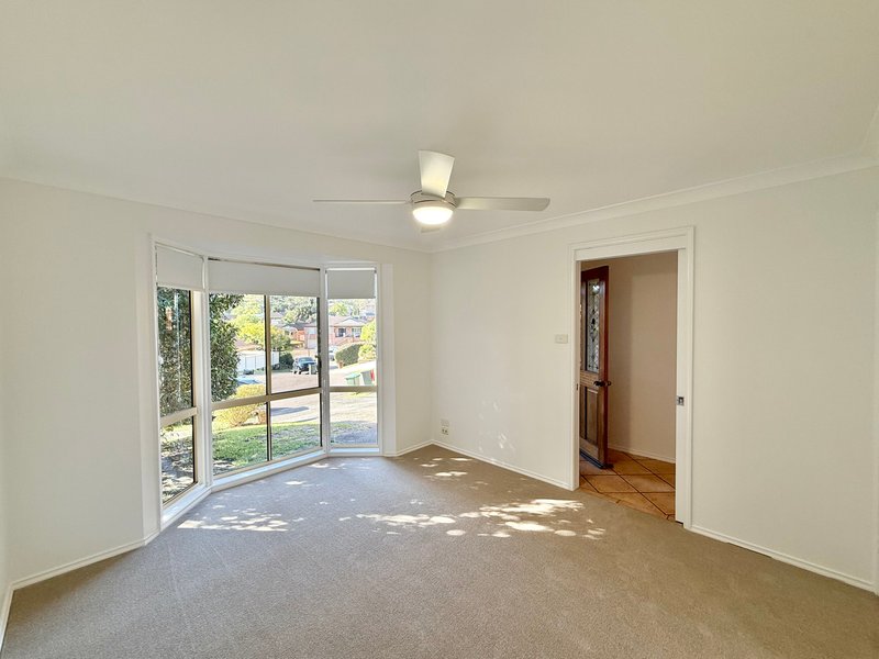 Photo - 7 Turret Close, Valentine NSW 2280 - Image 2