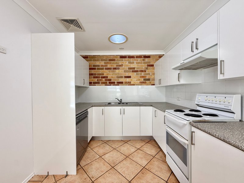 Photo - 7 Turret Close, Valentine NSW 2280 - Image 9