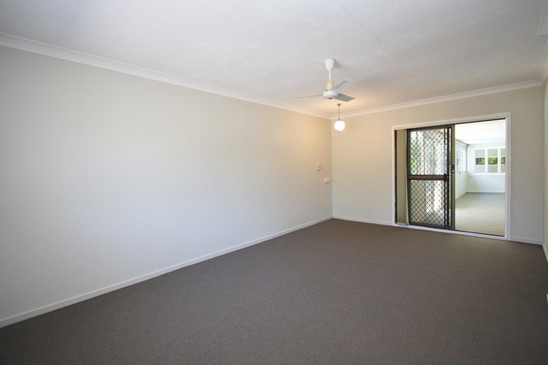 Photo - 7 Tyalla Drive, Ashmore QLD 4214 - Image 13