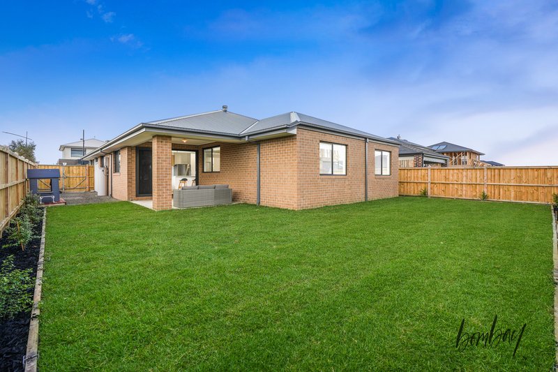 Photo - 7 Tynemouth Way, Donnybrook VIC 3064 - Image 18