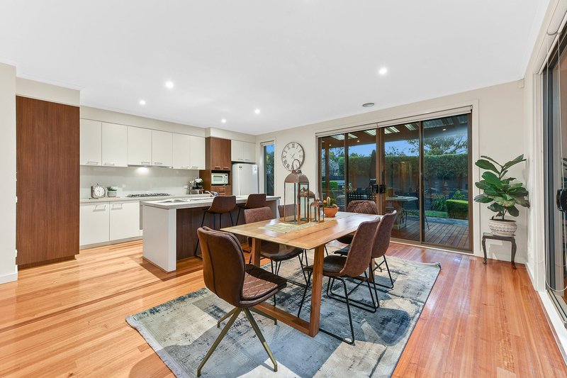 Photo - 7 Tyrrell Terrace, Waterways VIC 3195 - Image 6