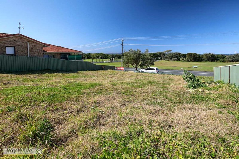 Photo - 7 Underwood Road, Forster NSW 2428 - Image 7