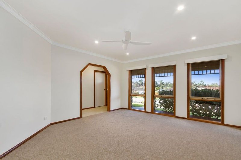 Photo - 7 Union Avenue, Pakenham VIC 3810 - Image 5