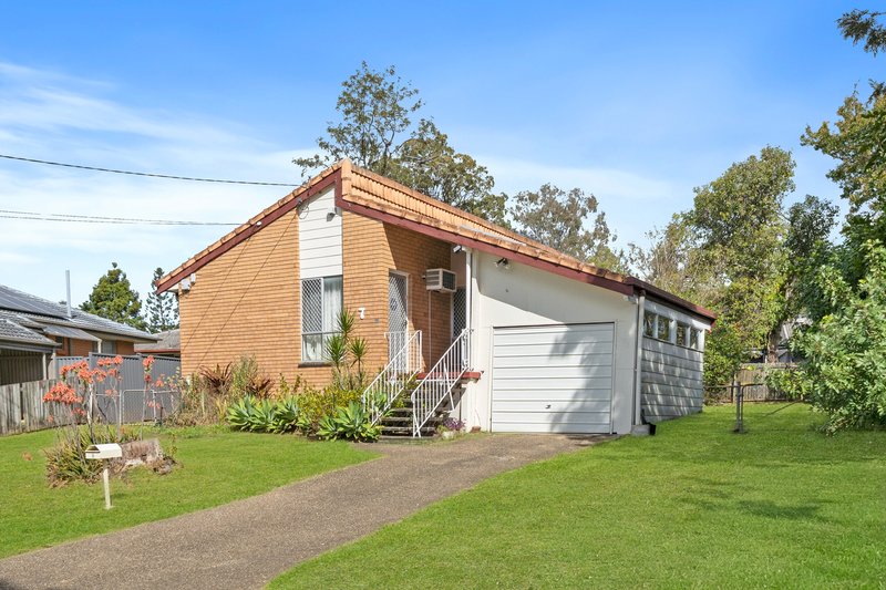 Photo - 7 Vacy Court, Eagleby QLD 4207 - Image 1