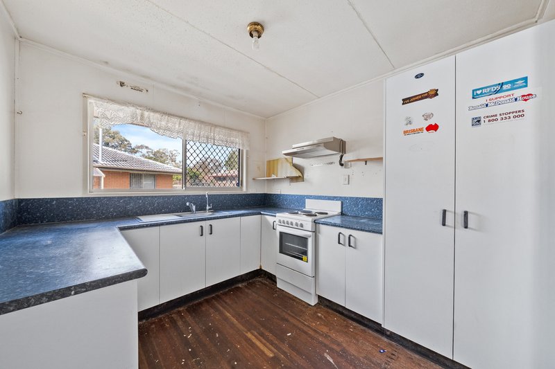 Photo - 7 Vacy Court, Eagleby QLD 4207 - Image 3