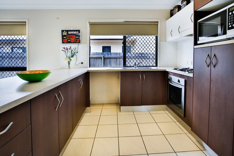 Photo - 7 Vai Avenue, Condon QLD 4815 - Image 3