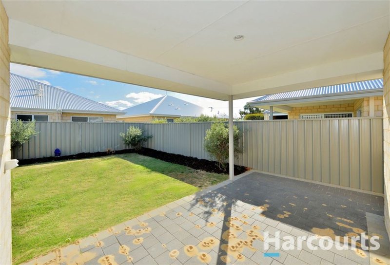 Photo - 7 Vaucluse Way, Coodanup WA 6210 - Image 10