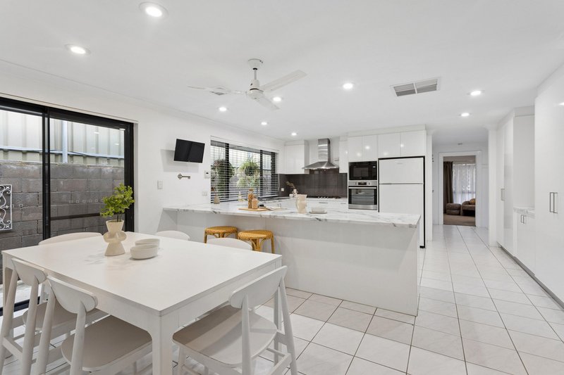 Photo - 7 Viewpoint Court, Wynn Vale SA 5127 - Image 9