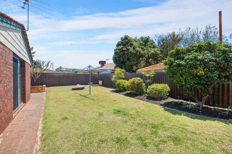 Photo - 7 Vigors Avenue, Bull Creek WA 6149 - Image 24