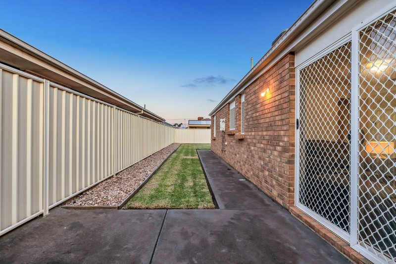 Photo - 7 Vincent Court, Munno Para West SA 5115 - Image 22