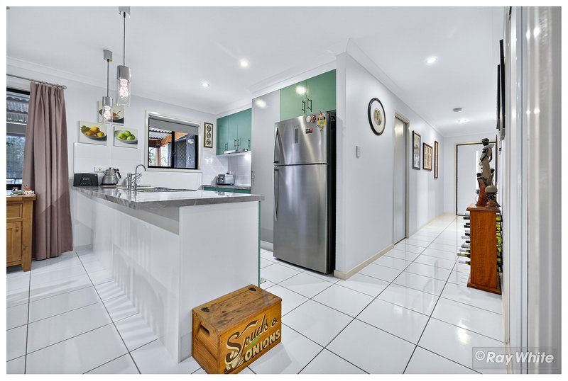 Photo - 7 Virginia Street, Gracemere QLD 4702 - Image 4