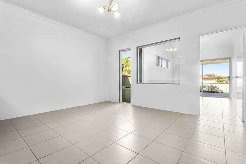 Photo - 7 Vis Lane, Spearwood WA 6163 - Image 7