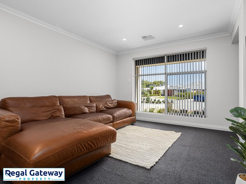 Photo - 7 Vitality Mews, Aubin Grove WA 6164 - Image 3