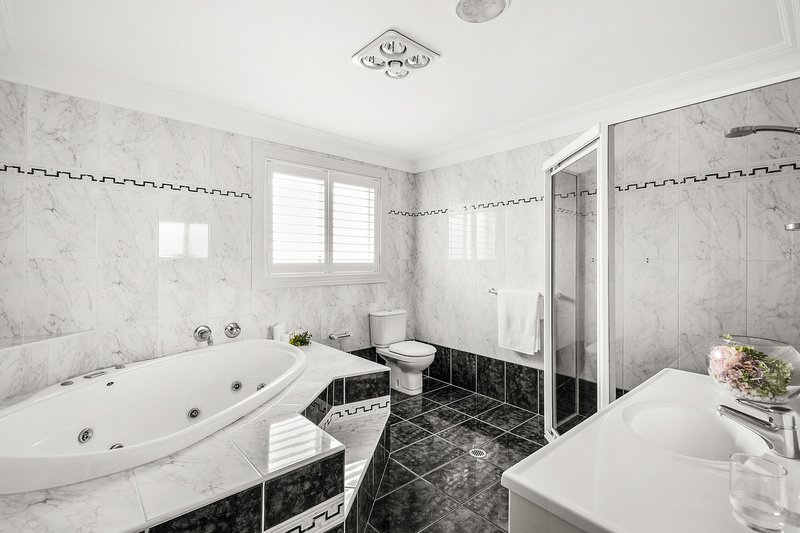 Photo - 7 Vivaldi Place, Beaumont Hills NSW 2155 - Image 12