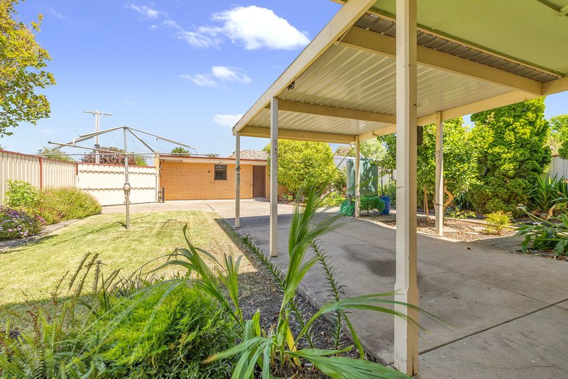 Photo - 7 Waddell Street, Bacchus Marsh VIC 3340 - Image 9