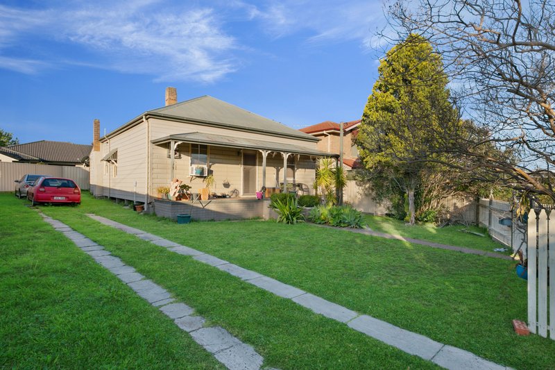 Photo - 7 Waller Street, East Maitland NSW 2323 - Image 1