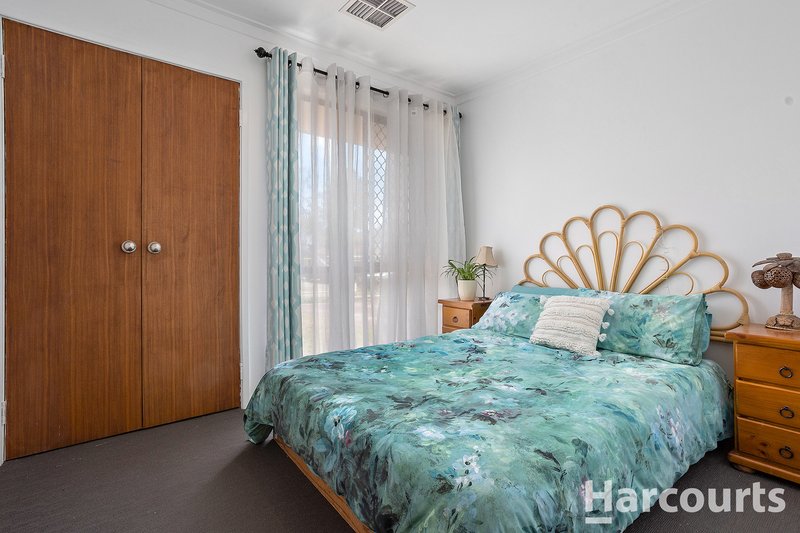 Photo - 7 Wanbi Place, Greenfields WA 6210 - Image 11