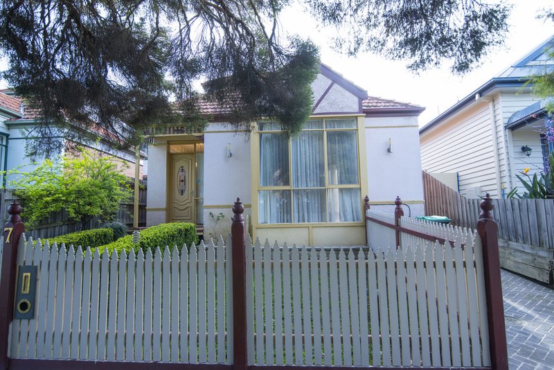 Photo - 7 Wandin Road Street, Camberwell VIC 3124 - Image 8