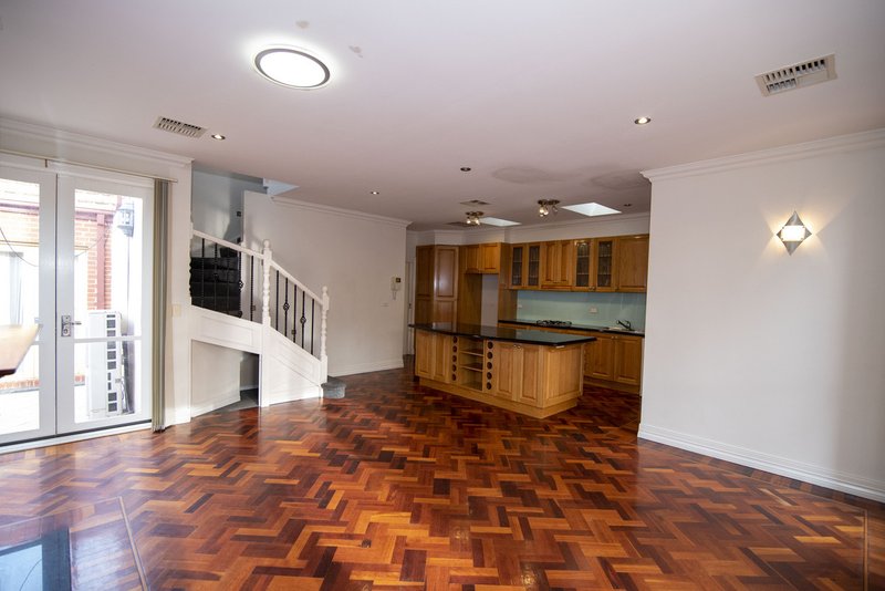 Photo - 7 Wandin Road Street, Camberwell VIC 3124 - Image 13