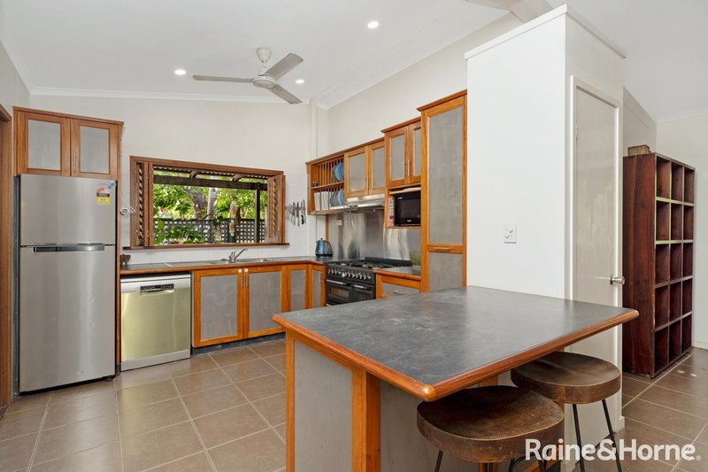 Photo - 7 Wansfell Street, Picnic Bay QLD 4819 - Image 5