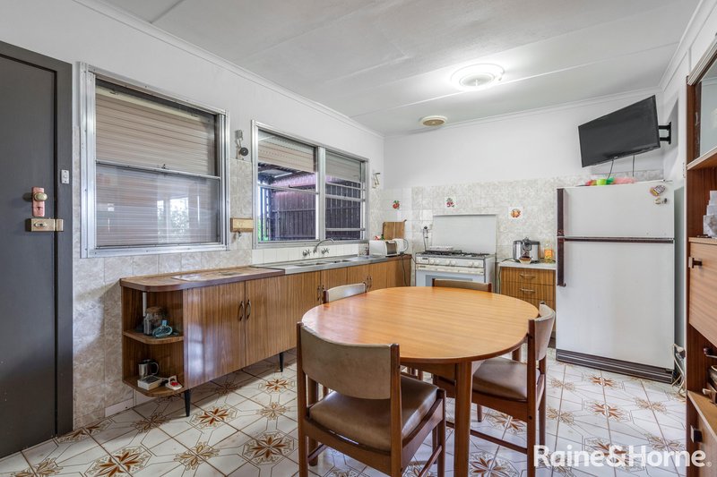 Photo - 7 Waranga Crescent, Broadmeadows VIC 3047 - Image 5