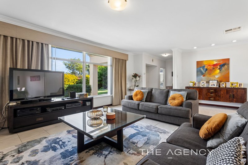 Photo - 7 Warwick Road, Sorrento WA 6020 - Image 4