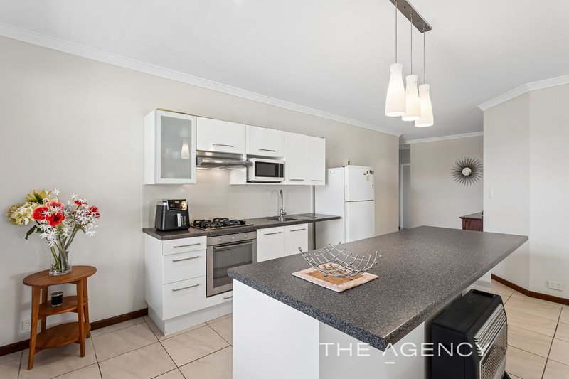 Photo - 7 Warwick Road, Sorrento WA 6020 - Image 14
