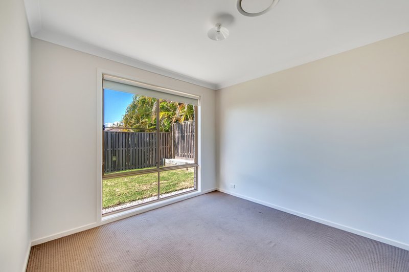 Photo - 7 Watergum Street, Heathwood QLD 4110 - Image 7