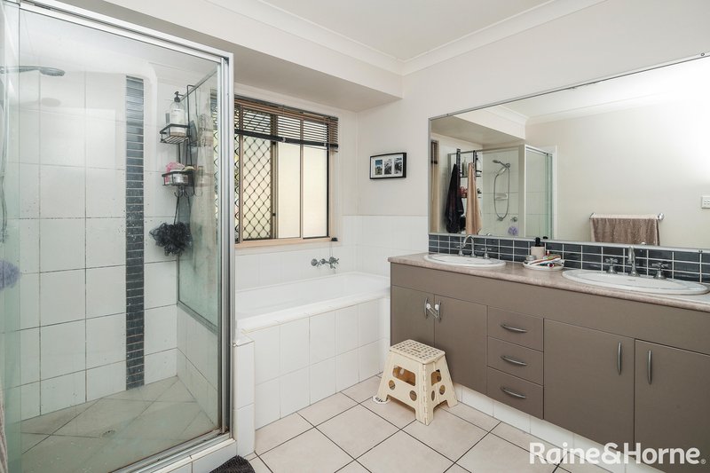 Photo - 7 Waterhousia Crescent, Brookwater QLD 4300 - Image 8