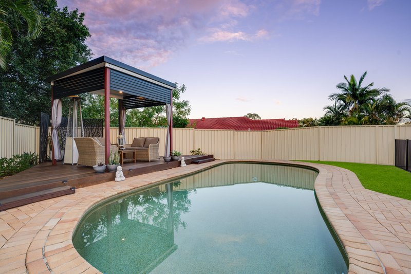 Photo - 7 Watkinsia Court, Regents Park QLD 4118 - Image 2