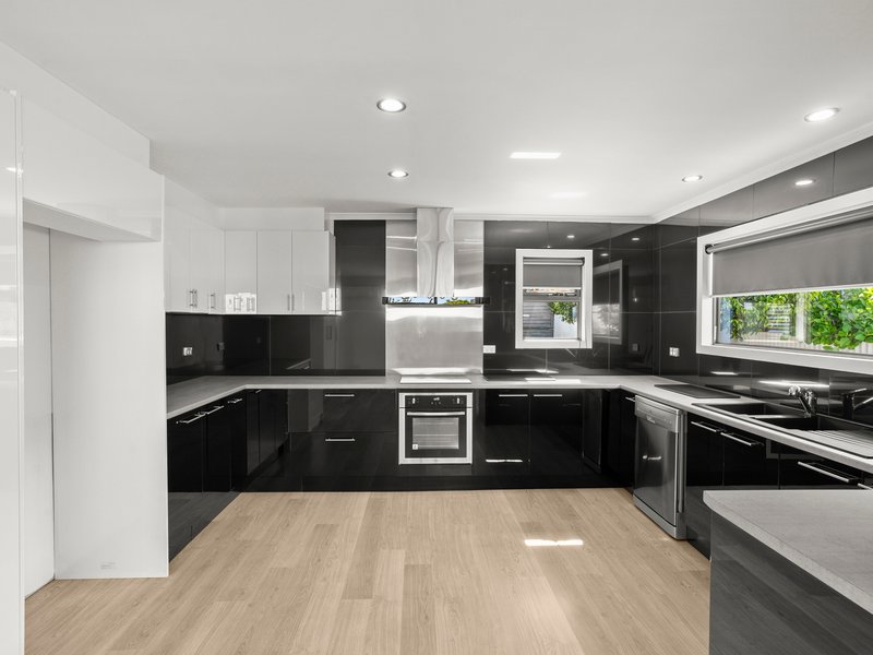 Photo - 7 Watkinson Street, Devonport TAS 7310 - Image 2