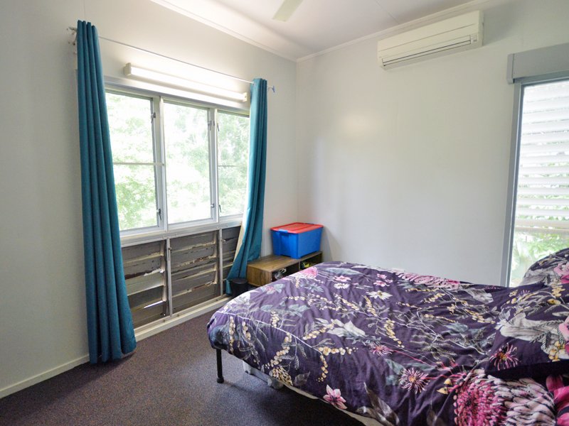 Photo - 7 Wattle Tce , Trunding QLD 4874 - Image 13